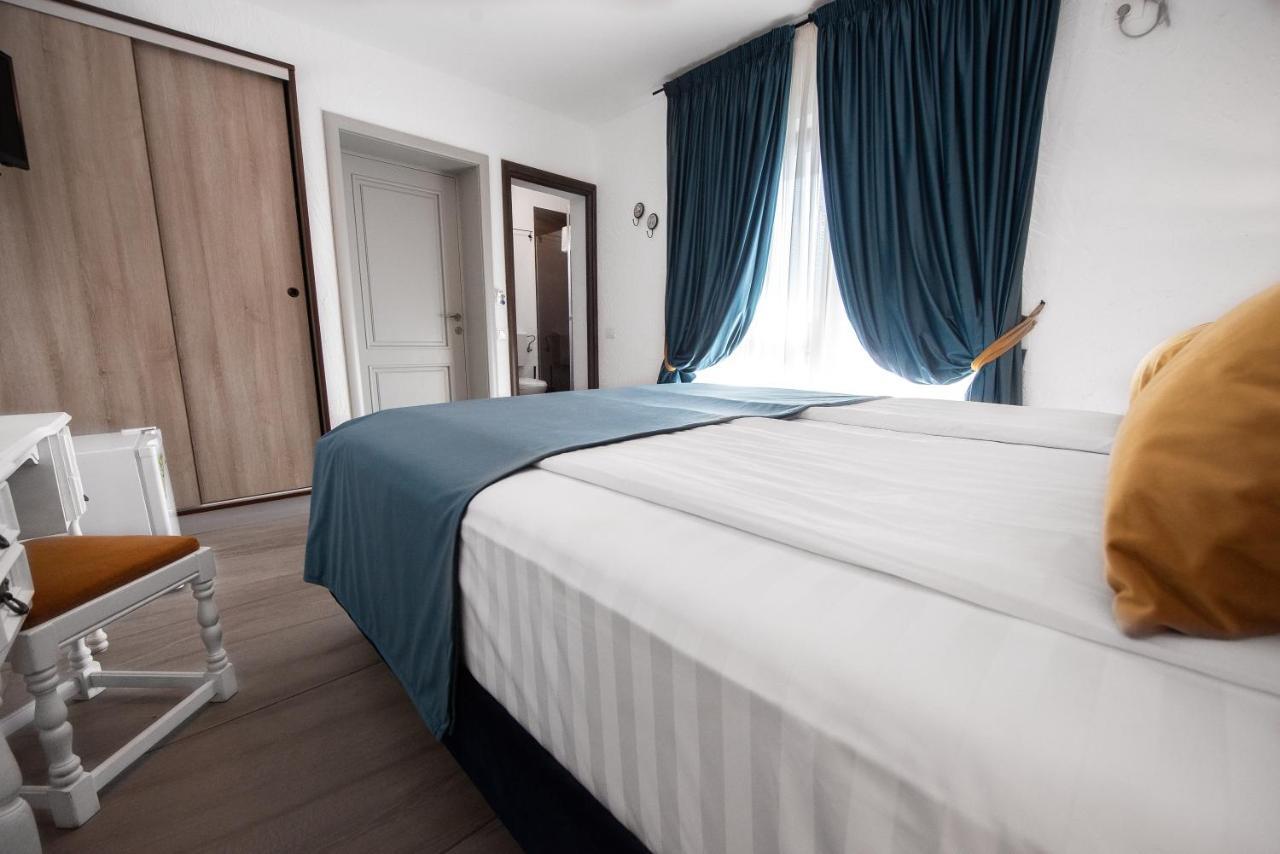 Hotel Artelier Vama Veche Esterno foto