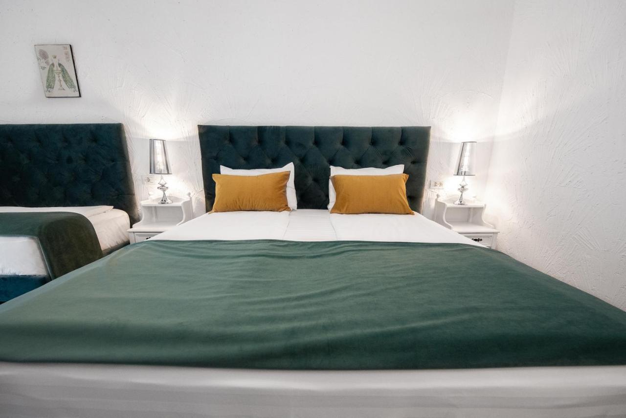 Hotel Artelier Vama Veche Esterno foto