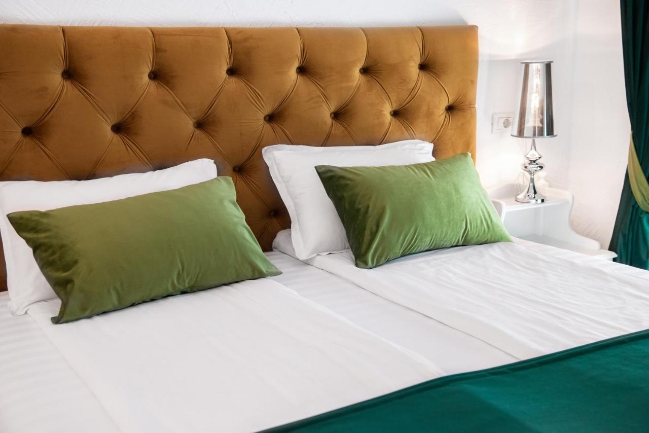 Hotel Artelier Vama Veche Esterno foto